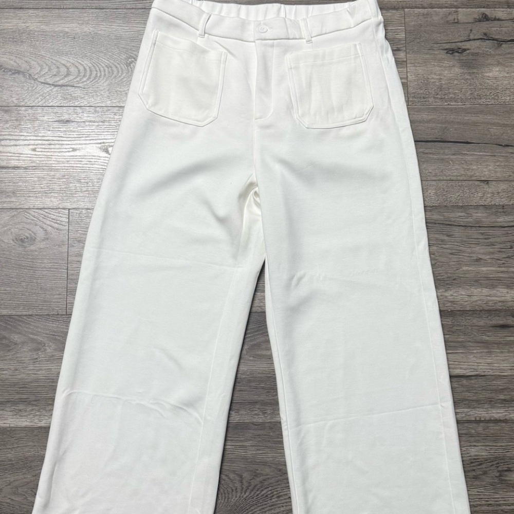 White Women’s Dress Pants Wide Leg Front Pockets Size XL Stretchy Soft Material